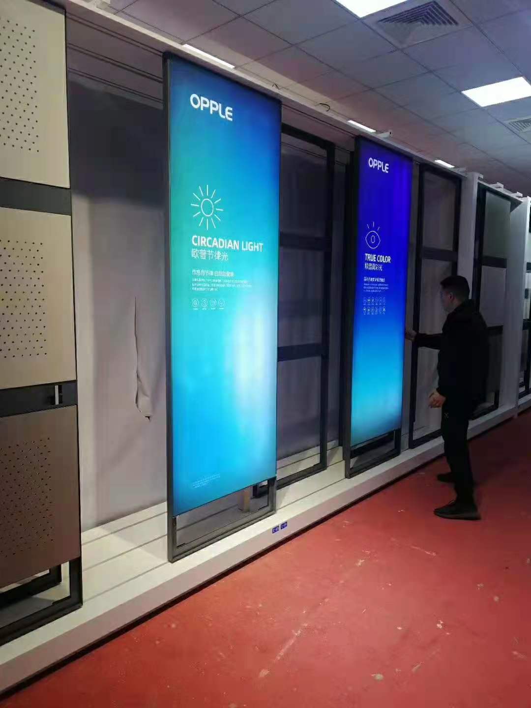 歐普照明,燈飾行業展柜